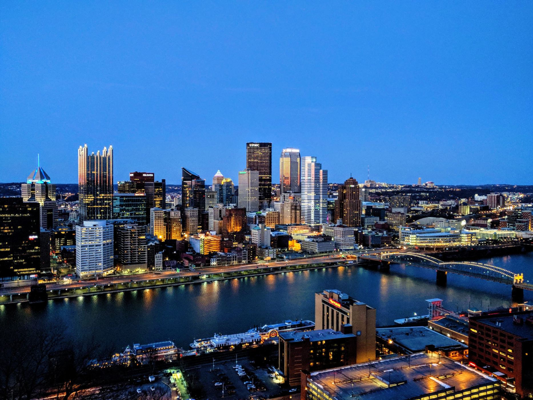 Pittsburgh Three Rivers Sightseeing Cruise | Gateway Clipper